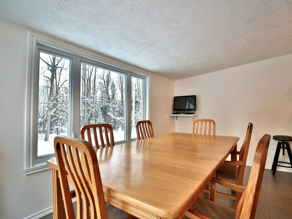 366 Rue Béland, Sainte-Cécile-de-Milton, QC J0E2C0, CA